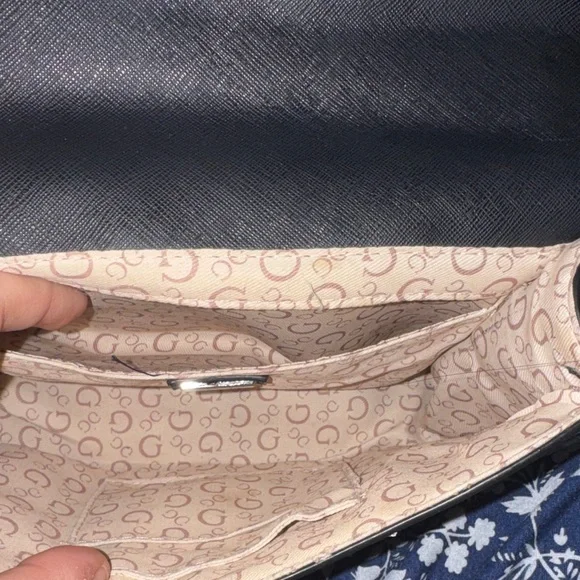 Guess Black and Gray Patterned Crossbody Bag - Picture 7 of 13